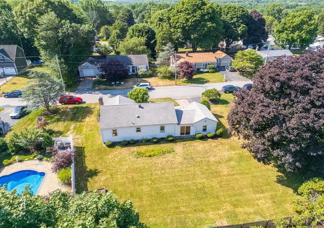 Photo 3 of Sale Pending at 40 Greenfield Rd, Cumberland, RI 02864 | MLS# 1417805 | Listing updated on 2026-08-14