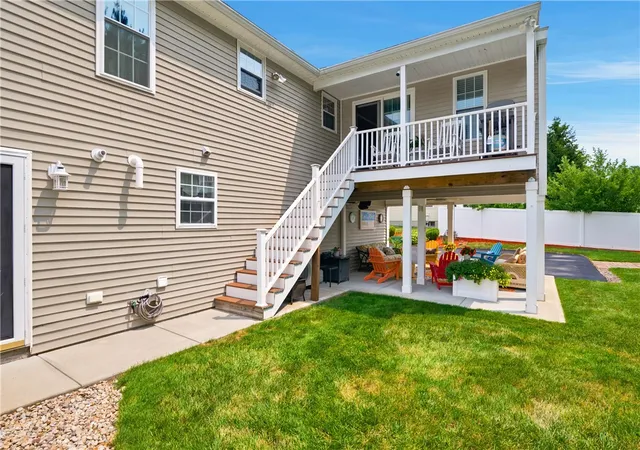 Photo 4 of Sale Pending at 77 Capwell Ave, Woonsocket, RI 02895 | MLS# 1417899 | Listing updated on 2026-08-25