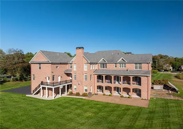 2nd image of 3070 Diamond Hill Rd, Cumberland, RI 02864 | MLS# 1417048