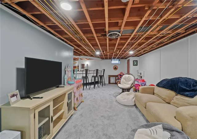 28th image of 16 Red Cedar Dr, Cranston, RI 02920 | MLS# 1417889