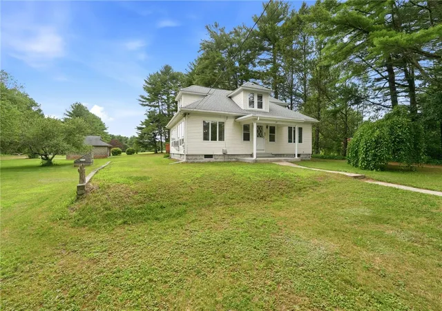 Photo 3 of Sale Pending at 125 Arcadia Rd, Hope Valley, RI 02832 | MLS# 1417607 | Listing updated on 2026-08-26