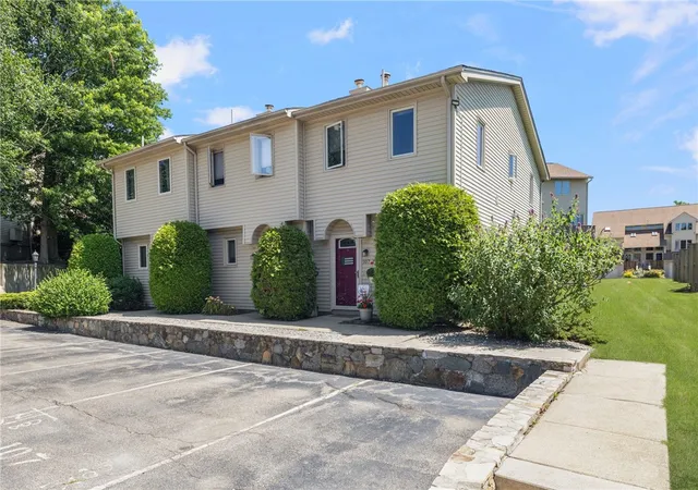 1st image of 200 Cannon St #107, Cranston, RI 02920 | MLS# 1417812