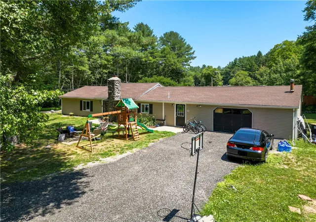 28th image of 40 Nipmuck Trl, West Greenwich, RI 02817 | MLS# 1417726