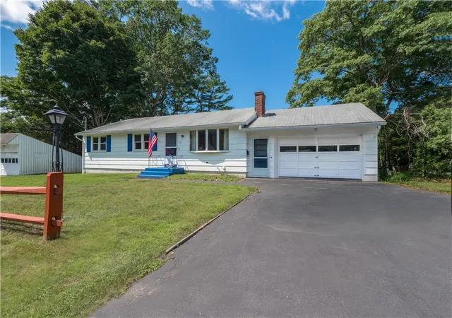 Photo 4 of Sale Pending at 35 Williams St, Coventry, RI 02816 | MLS# 1417763 | Listing updated on 2026-07-31