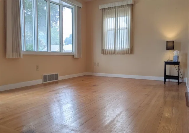 Homes for sale in Cranston, RI | 170 Selma St, Cranston, RI 02920 | MLS# 1416921