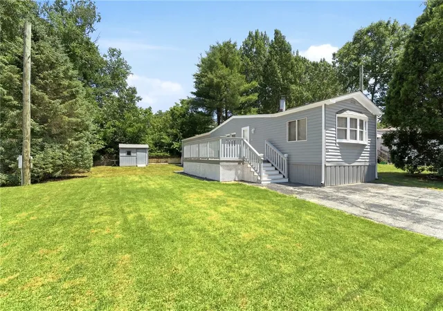 Homes for sale in Burrillville, RI | 61 Oak Ter, Burrillville, RI 02839 | MLS# 1417957