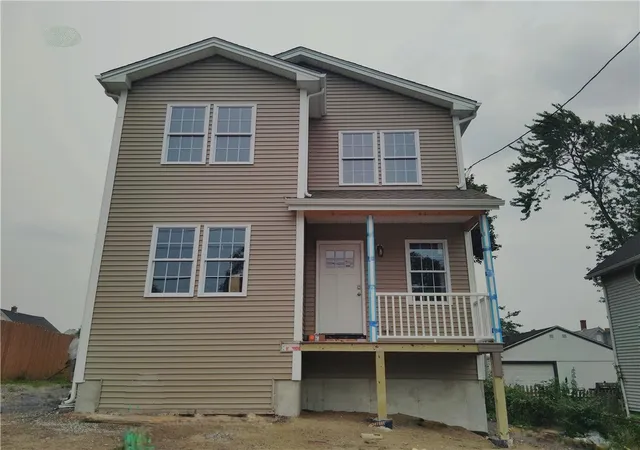 Homes for sale in East Providence, RI | 27 Hoppin Ave, East Providence, RI 02915 | MLS# 1417973