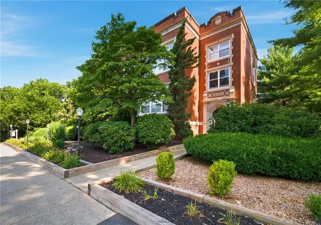 Photo 3 of Sale Pending at 15 Curtis St #101, Cranston, RI 02920 | MLS# 1417772 | Listing updated on 2026-08-11