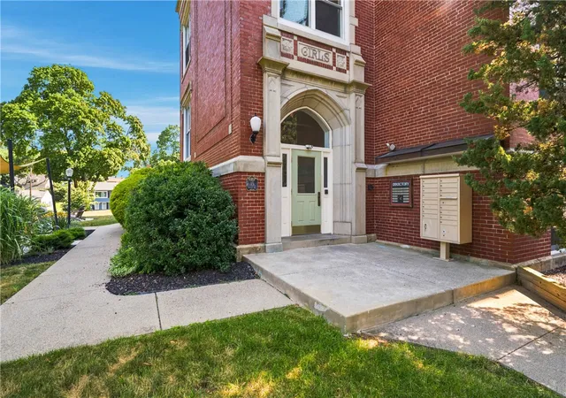 Photo 3 of Sale Pending at 15 Curtis St #101, Cranston, RI 02920 | MLS# 1417772 | Listing updated on 2026-08-11