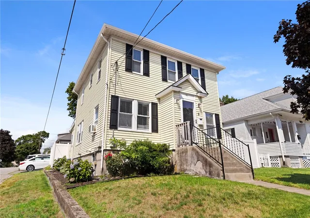 Homes for sale in Cranston, RI | 91 Mason Ave, Cranston, RI 02910 | MLS# 1417395