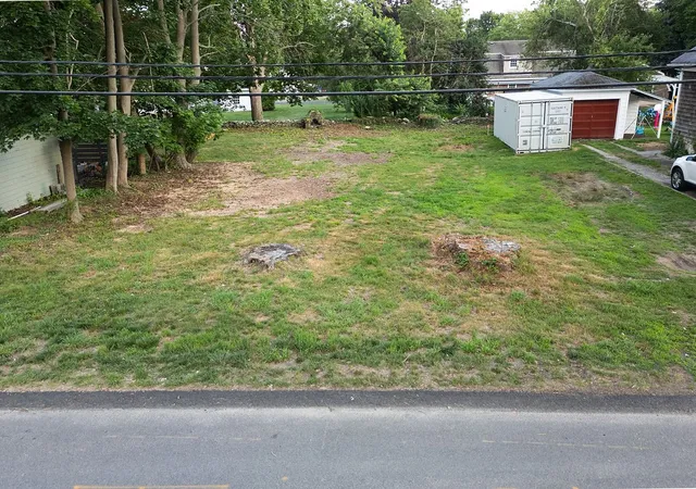 Homes for sale in Bristol, RI | 128 Peck Ave, Bristol, RI 02809 | MLS# 1417958