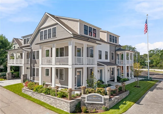 Photo 2 of Sale Pending at 67 Queen St #4C, East Greenwich, RI 02818 | MLS# 1417998 | Listing updated on 2026-10-09
