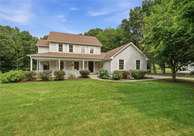 Photo 2 of Sale Pending at 136 Holly Hills Ln, Saunderstown, RI 02874 | MLS# 1417905 | Listing updated on 2026-08-22