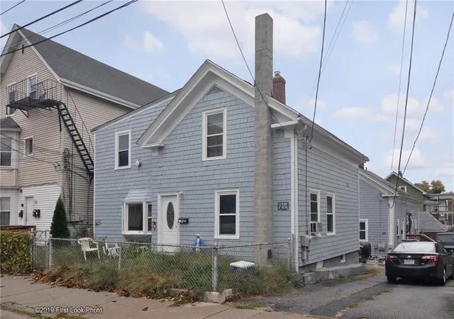 2nd image of 167 2nd Ave, Woonsocket, RI 02895 | MLS# 1417981
