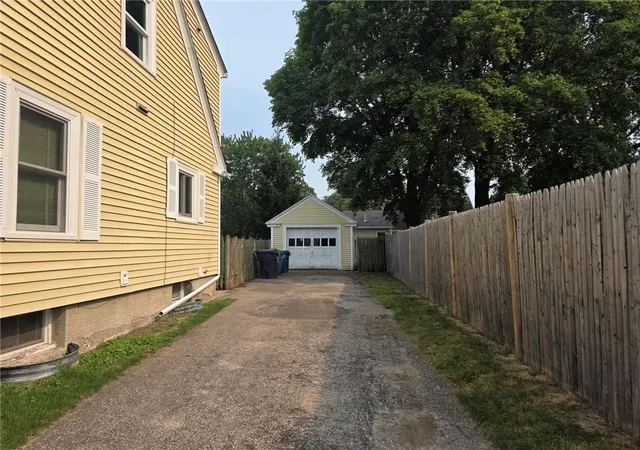 2nd image of 86 Sevilla Ave, Warwick, RI 02889 | MLS# 1418007