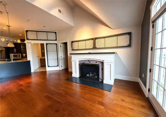 3rd image of 1000 Chapel View Blvd #308, Cranston, RI 02920 | MLS# 1417896