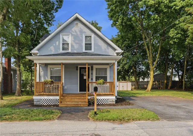 1st image of 16 Bucklin Ave, Warwick, RI 02888 | MLS# 1418021