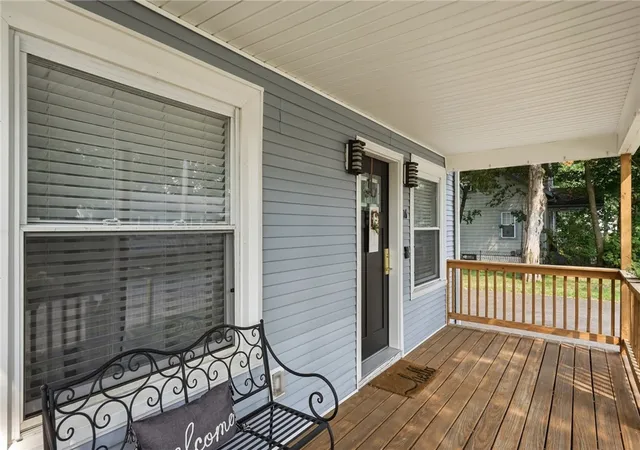 5th image of 16 Bucklin Ave, Warwick, RI 02888 | MLS# 1418021