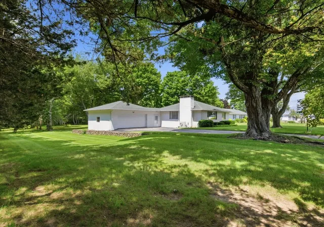 2nd image of 15 Wilder Ave, Westerly, RI 02891 | MLS# 1417680