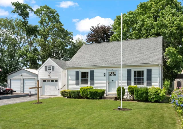 Homes for sale in Bristol, RI | 23 Fatima Dr, Bristol, RI 02809 | MLS# 1417915