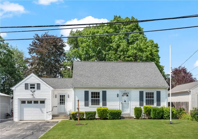 Homes for sale in Bristol, RI | 23 Fatima Dr, Bristol, RI 02809 | MLS# 1417915