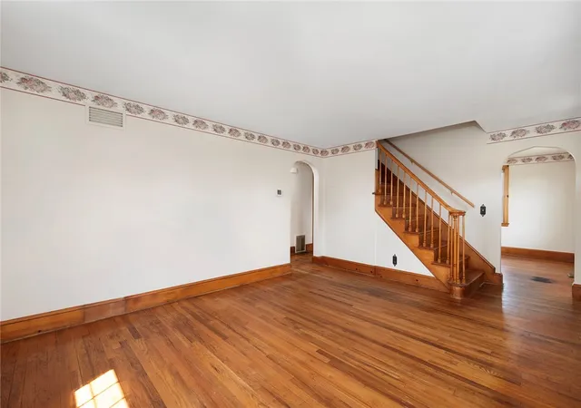Homes for sale in Bristol, RI | 23 Fatima Dr, Bristol, RI 02809 | MLS# 1417915