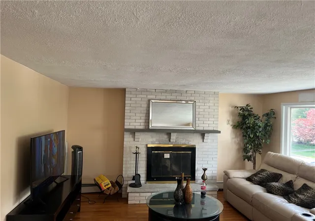 Photo 4 of Sale Pending at 52 Bicentennial Way, North Providence, RI 02911 | MLS# 1418045 | Listing updated on 2026-08-31