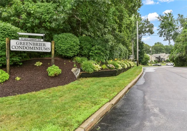 31st image of 351 New London Ave #105, Warwick, RI 02886 | MLS# 1417992