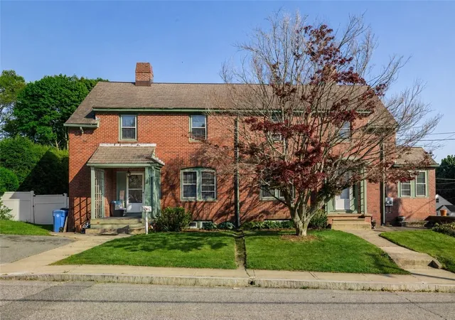 Homes for sale in Cumberland, RI | 12 Blackstone St, Cumberland, RI 02864 | MLS# 1418080
