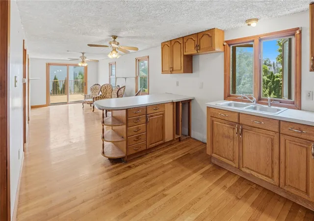 5th image of 400 Thames St, Bristol, RI 02809 | MLS# 1417378