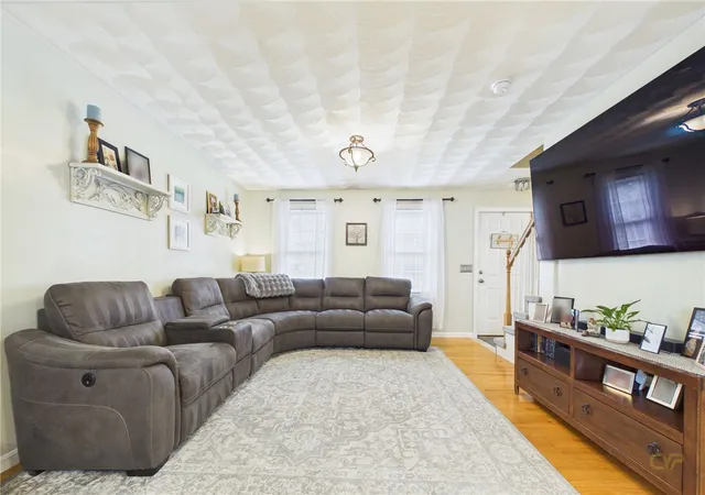 Photo 5 of Sale Pending at 152 Concord Ave, Cranston, RI 02910 | MLS# 1417990 | Listing updated on 2026-08-05