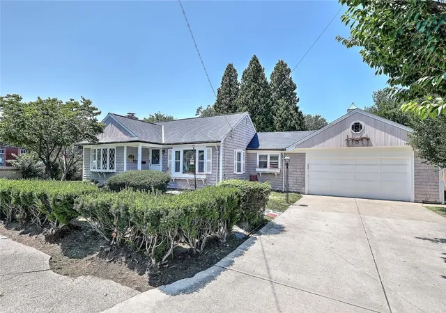 2nd image of 6 Woodbine St, East Providence, RI 02915 | MLS# 1418061