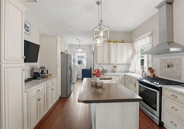 Photo 4 of Sale Pending at 108 Daniel Ave, Providence, RI 02909 | MLS# 1417301 | Listing updated on 2026-08-12