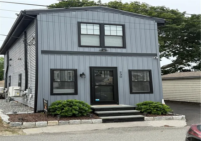 1st image of 230 Cedar Ave, Portsmouth, RI 02871 | MLS# 1418108