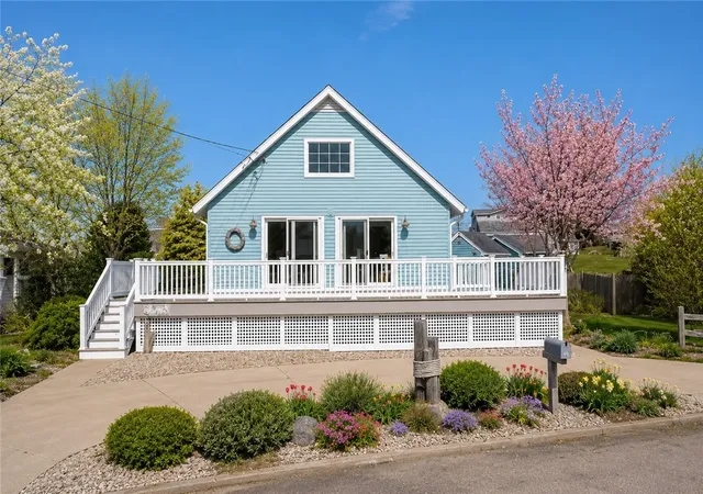 1st image of 24 Redwood Dr, Narragansett, RI 02882 | MLS# 1418012