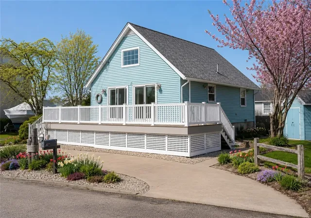2nd image of 24 Redwood Dr, Narragansett, RI 02882 | MLS# 1418012
