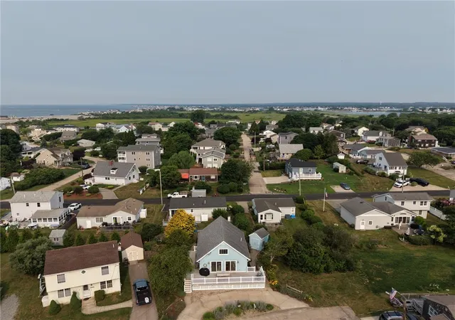 3rd image of 24 Redwood Dr, Narragansett, RI 02882 | MLS# 1418012