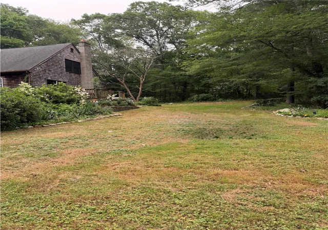 3rd image of 1911 South County Trl, South Kingstown, RI 02892 | MLS# 1414575