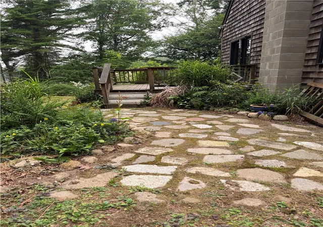 4th image of 1911 South County Trl, South Kingstown, RI 02892 | MLS# 1414575