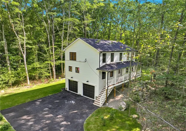 2nd image of 172 Pine Swamp Rd, Cumberland, RI 02864 | MLS# 1418121