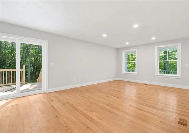 Homes for sale in Cumberland, RI | 172 Pine Swamp Rd, Cumberland, RI 02864 | MLS# 1418121