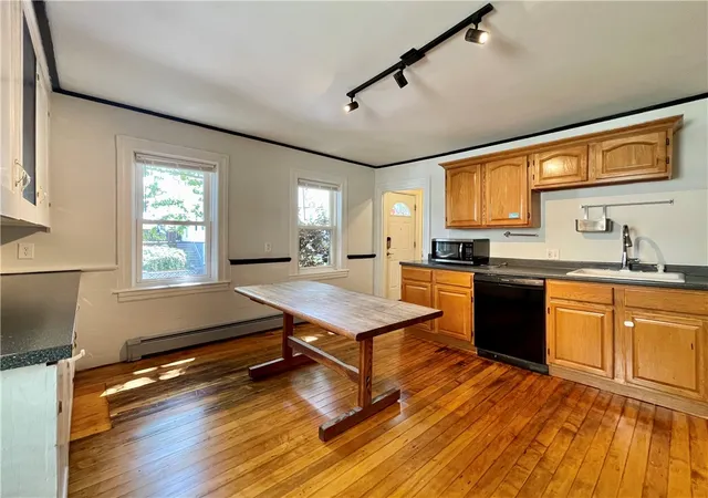 3rd image of 42 East Transit St, Providence, RI 02906 | MLS# 1418131