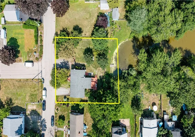 Homes for sale in North Kingstown, RI | 41 Mount View Ave, North Kingstown, RI 02852 | MLS# 1418143