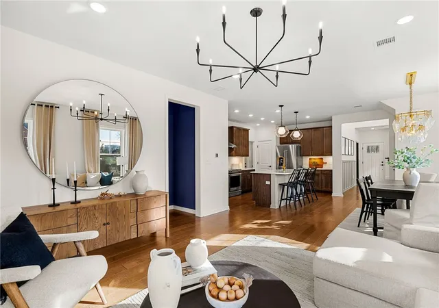 5th image of 66 East Point Dr #19, East Providence, RI 02916 | MLS# 1418165