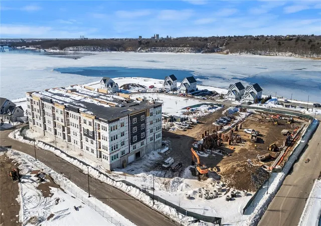 19th image of 141 East Point Dr #410, East Providence, RI 02916 | MLS# 1418174