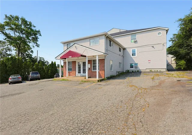 Photo 1 of Condo for sale at 420 Woodward Rd #38, North Providence, RI 02904 | MLS# 1418185 | Listing updated on 2026-09-01