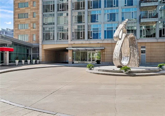 Photo 2 of Sale Pending at 200 Exchange St #814, Providence, RI 02903 | MLS# 1418116 | Listing updated on 2026-08-16