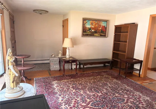 Photo 3 of Sale Pending at 565 Mount Pleasant Ave, Providence, RI 02908 | MLS# 1418212 | Listing updated on 2026-08-18