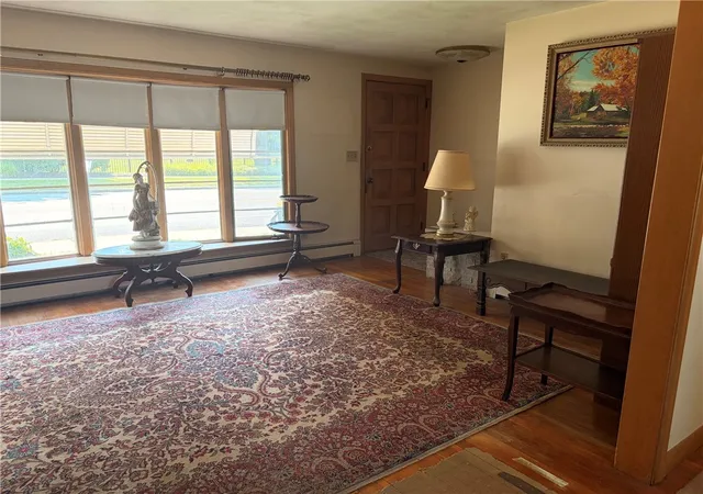 Photo 4 of Sale Pending at 565 Mount Pleasant Ave, Providence, RI 02908 | MLS# 1418212 | Listing updated on 2026-08-18