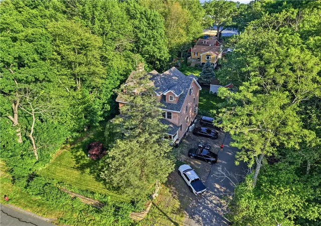 5th image of 2446 Plainfield Pike, Johnston, RI 02919 | MLS# 1418234
